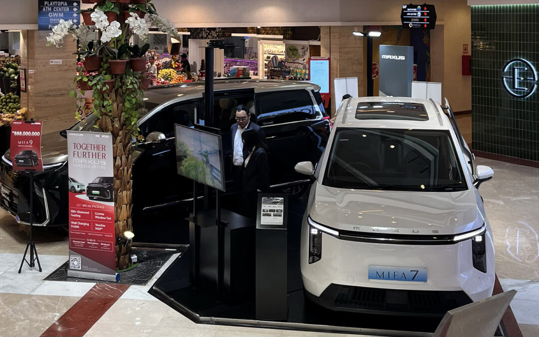 Maxus Hadirkan MIFA 7 dan MIFA 9 Lombardi di Pondok Indah Mall 1