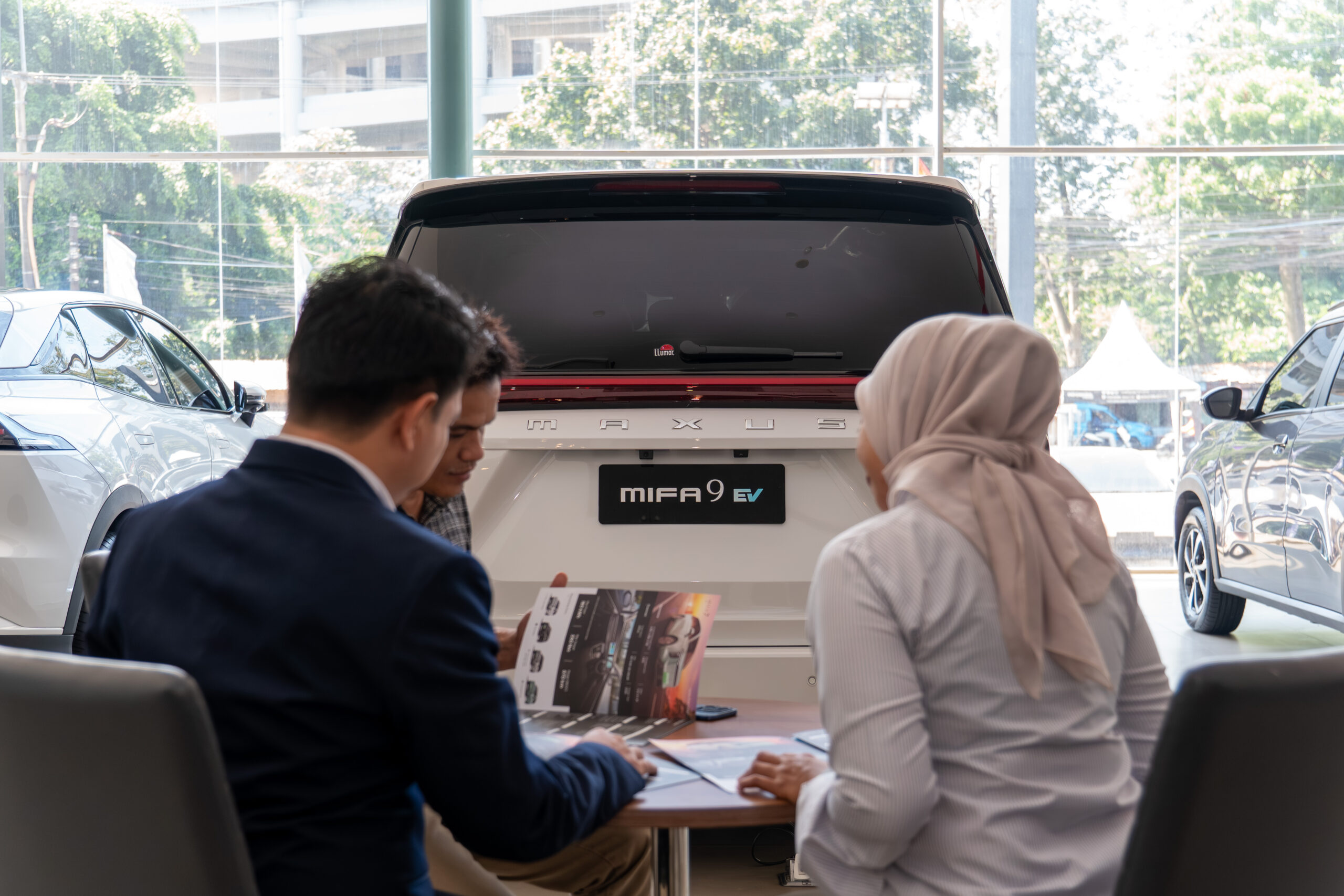 MAXUS Hadirkan Pengalaman Mobilitas Premium Lebih Dekat bagi Keluarga Modern di Depok